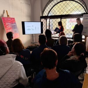 studentki prezentują swoje projekty